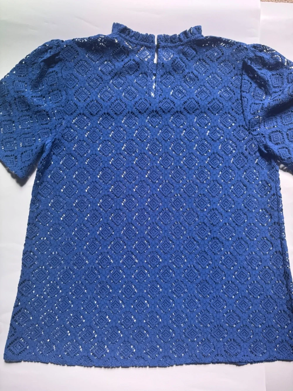 LOFT Blue Lace Blouse Women’s Medium Mock Neck Puff Sleeve Dressy Top - Picture 2 of 5